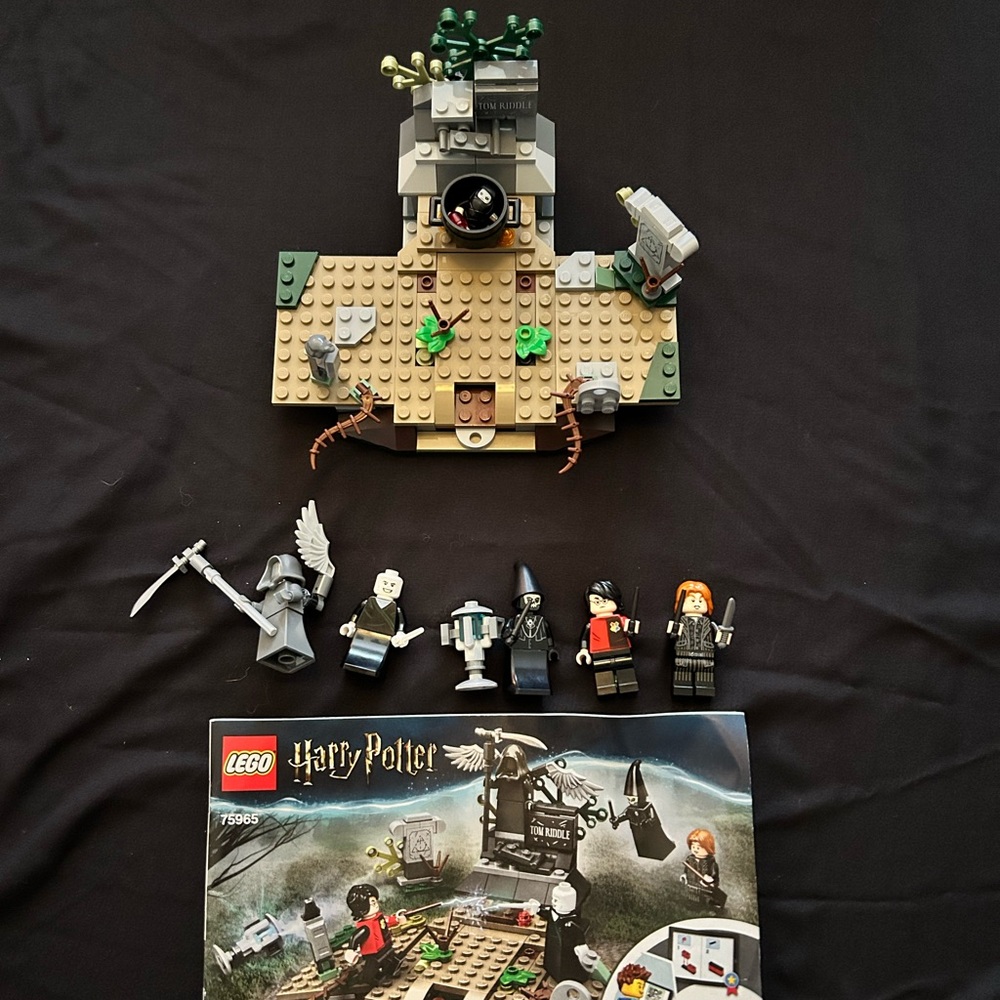 LEGO Harry Potter 75965 - The Rise of Voldemort - Almost complete